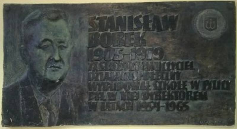 Zdjęcie: Stanisław Borek - pierwszy dyrektor pilickiej szkoły